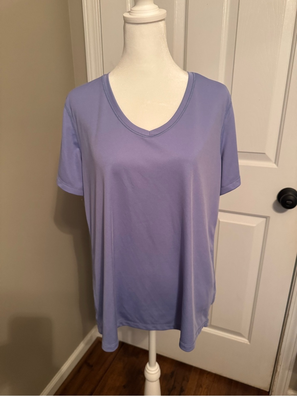 Athletic Works Soft Lavender V-Neck Short Sleeve Tee